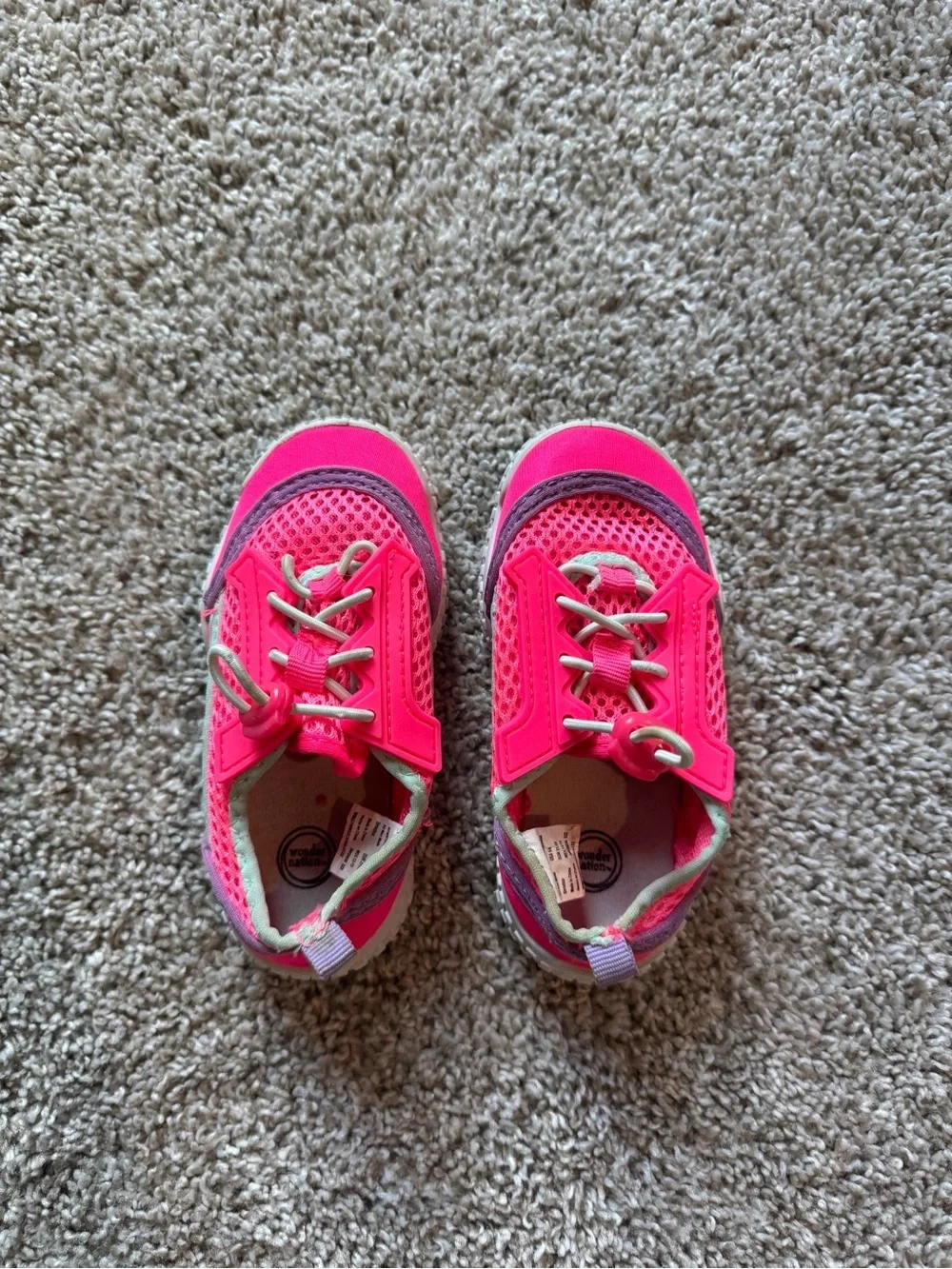 Girls Pink Mesh Slip-On Sneakers with Elastic Laces Girls Water Shoes size 5/6